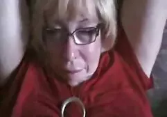 Hombre atornillar a una colegiala xnxxfamilia de piel oscura con grandes tetas