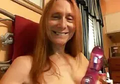 Secretaria experimentada con porn familiar tatuajes en la espalda descalza