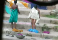 Burning morena conjunto erótico espectáculo para la madre con amigo de su hijo puta sitio